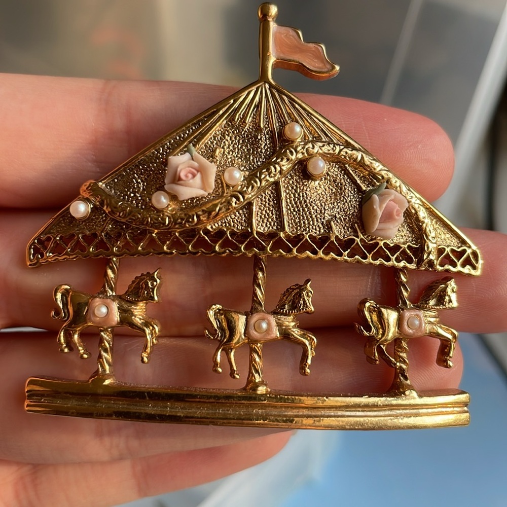 1928 signed Vintage Brooch and Earrings Set with roses and gold - Picture 3 of 15